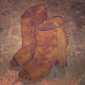 Dolce vita 6.5 brown open toe booties